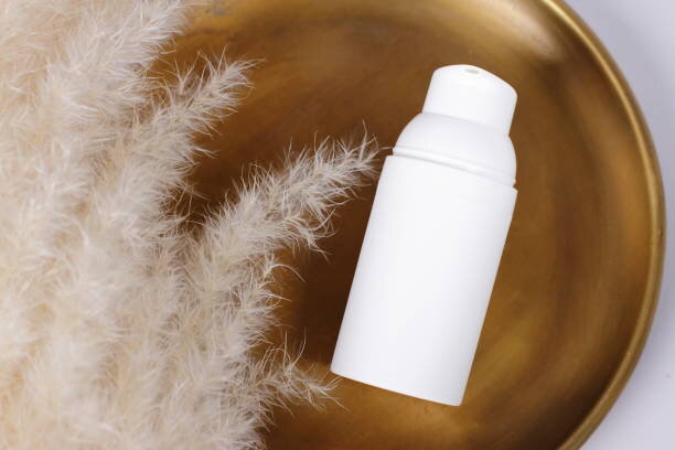 راهنمای مراقبت از پوست در هوای سرد | راهکار ساده برای مراقبت از پوست خشک | آلودگی هوا چگونه باعث آسیب به پوست می‌شود؟
