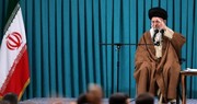 تصاویری از حال و هوای حسینیه امام خمینی(ره) هنگام دیدار مردم با رهبر معظم انقلاب