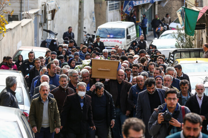 تشییع خانم پروانه معصومی