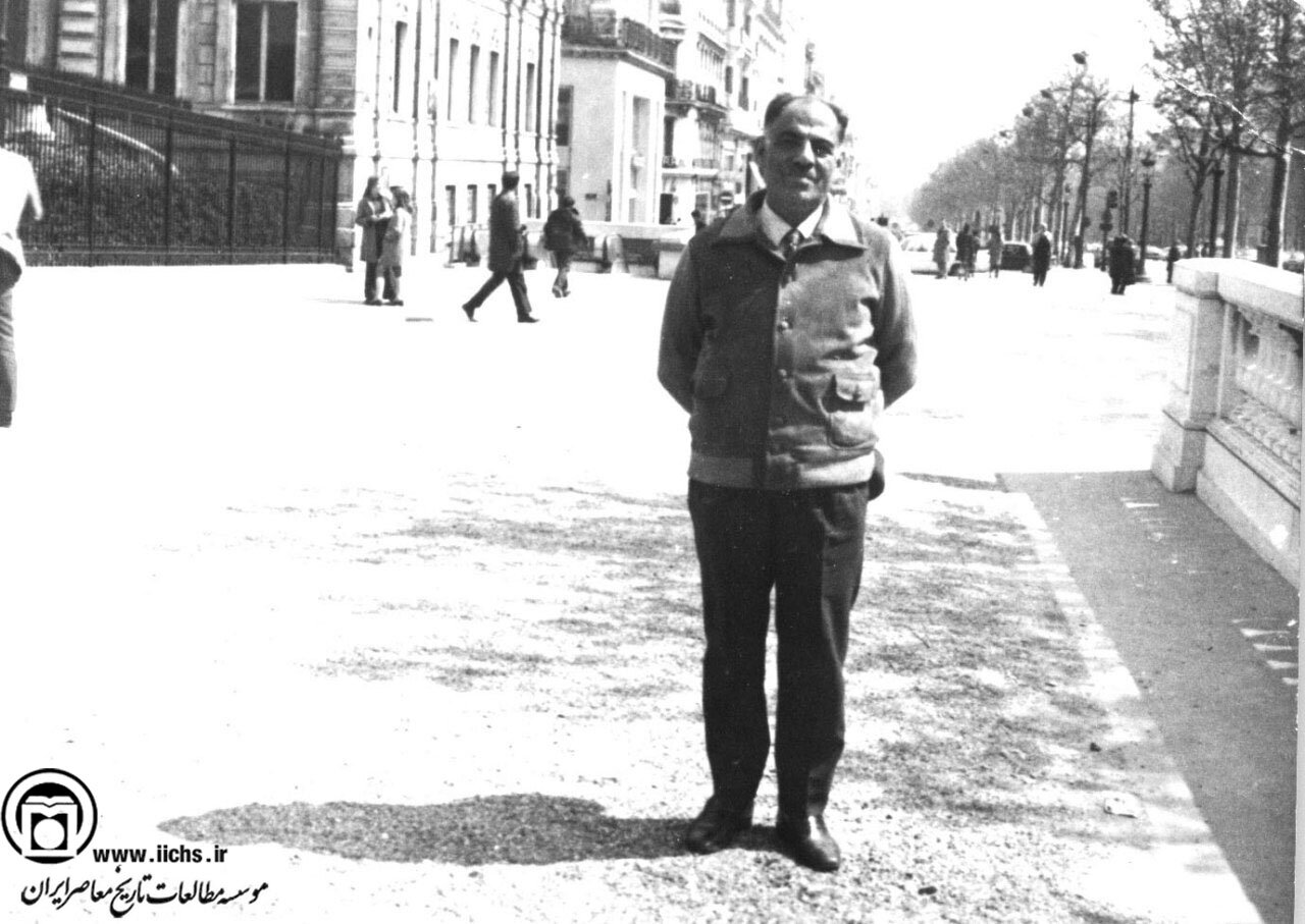 تولید نخستین کفشهای طبی در تهران | کارآفرینی حاج مانیان برای جوانان بیبضاعت