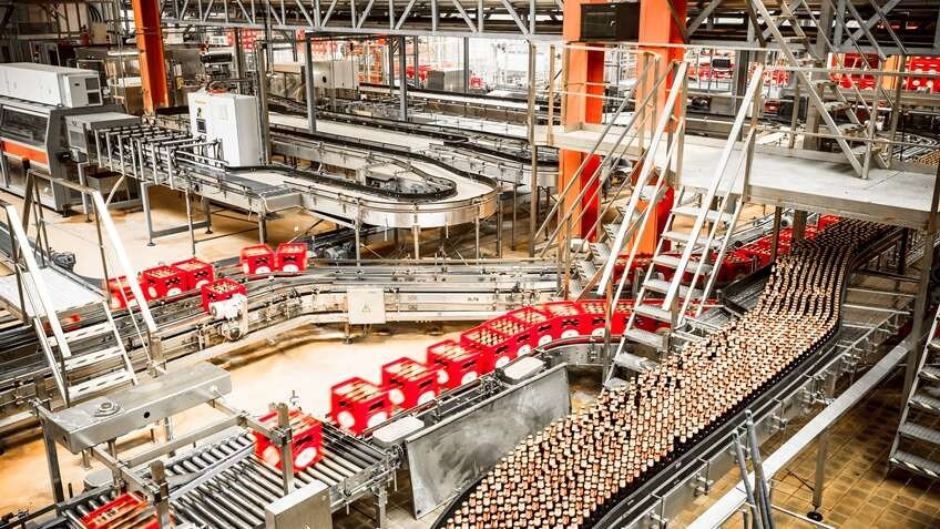 چگونه کودک ۱۰ساله قهرمان قهرمانان شد؟ | تاجر ورشکستهای که از فرش به عرش رسید