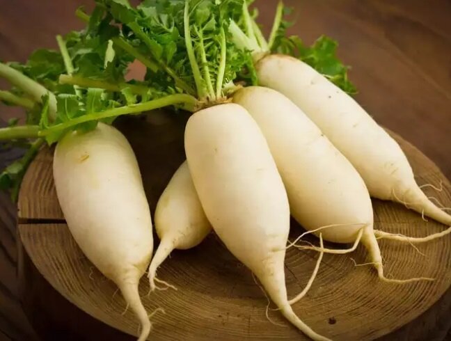 با این ۶ سبزی از سرماخوردگی و سرفه در امان میمانید