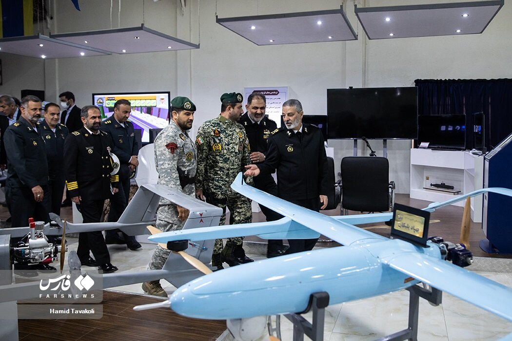 پهپادهای «هما» و «پلیکان» را بیشتر بشناسید | «چمروش ۴» چه ویژگیهایی دارد؟