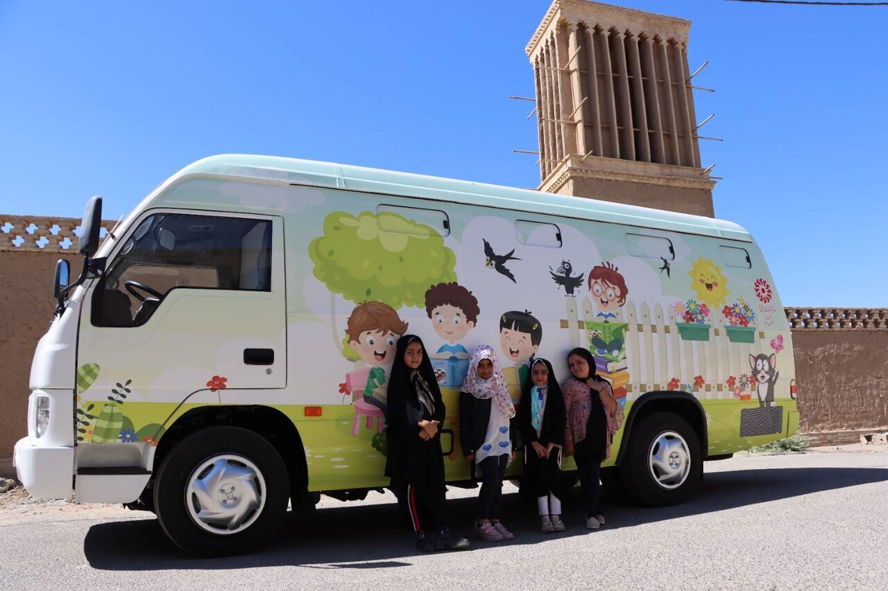 استان تهران فاقد یک کتابخانه مرکزی درخور است