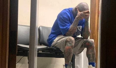 نخستین عکس تتلو در بازداشت پلیس