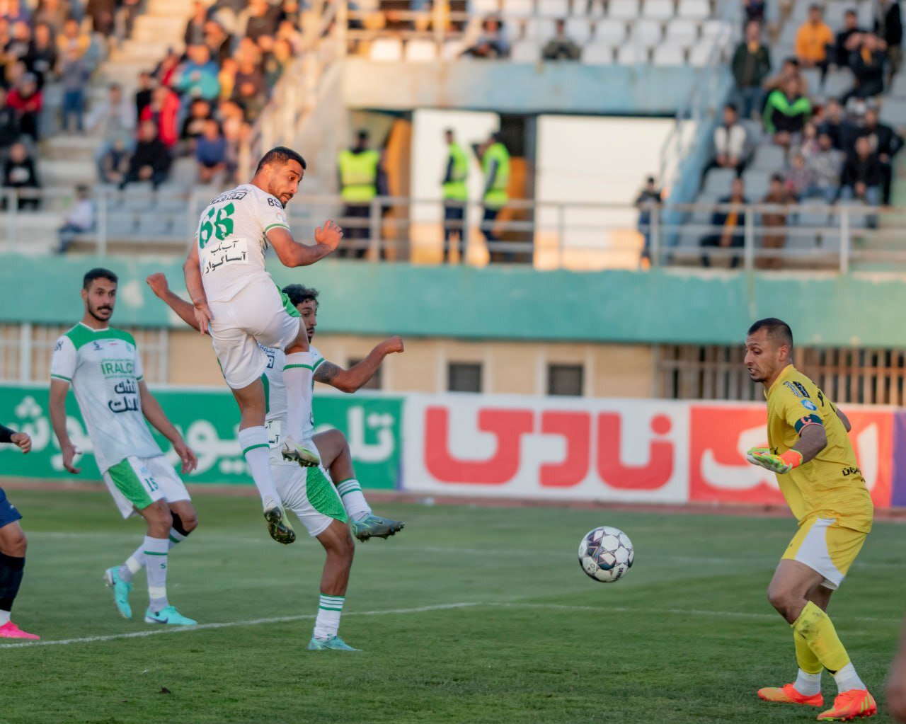 داور می گوید روی حرف کمکش نمی تواند حرف بزند |گل ما سالم و اخراج لیموچی سختگیرانه بود