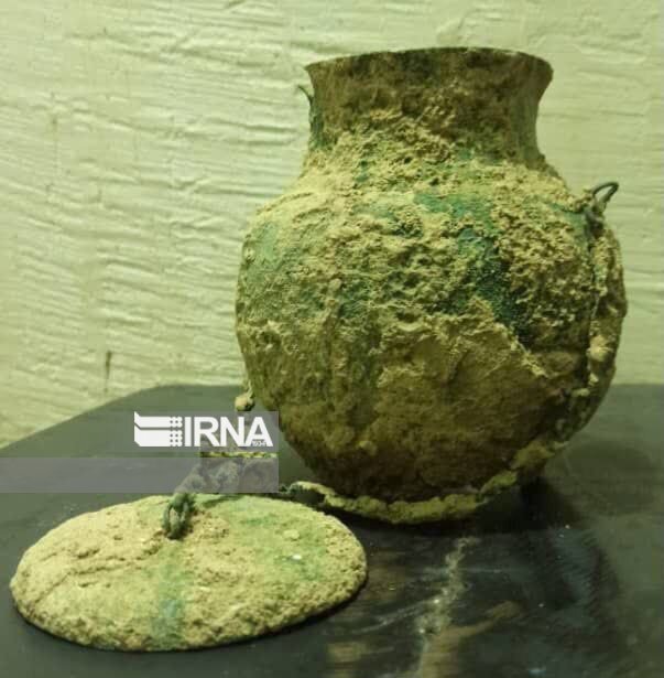 باران اخیر یک شی تاریخی را در ایران نمایان کرد | عکس این شی با ارزش را ببینید