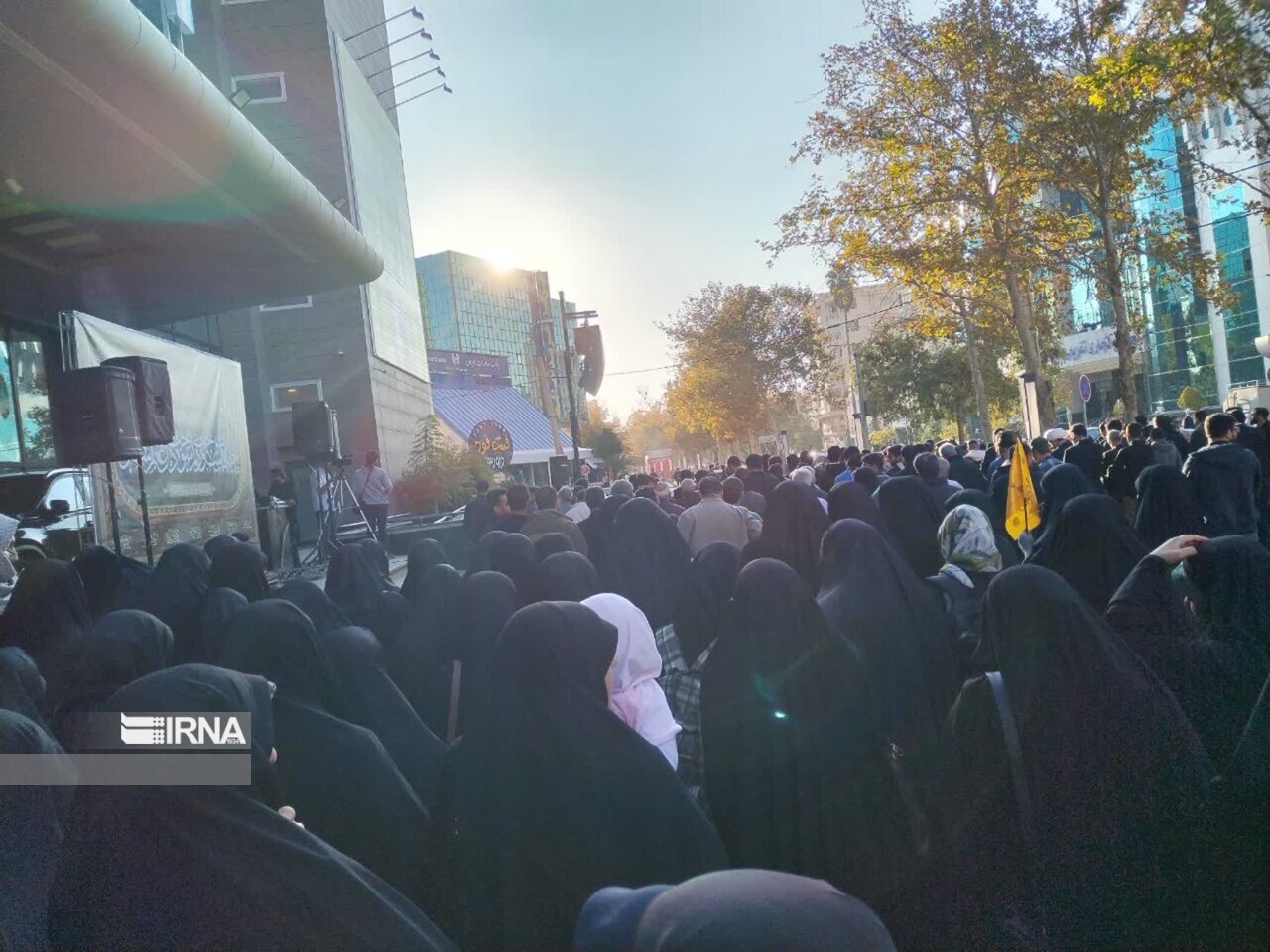 اقدام هتاکانه در شیراز | خیمه های عزاداری حضرت زهرا را آتش زدند | مردم شیراز به خیابان آمدند (عکس)