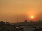 تصویر | غم انگیزترین غروب تهران | وقتی برج میلاد در هاله‌ای از دود فرو رفت