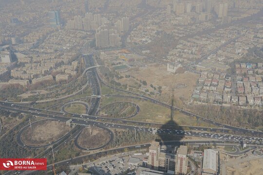 وضعیت هوای امروز تهران از بالای برج میلاد