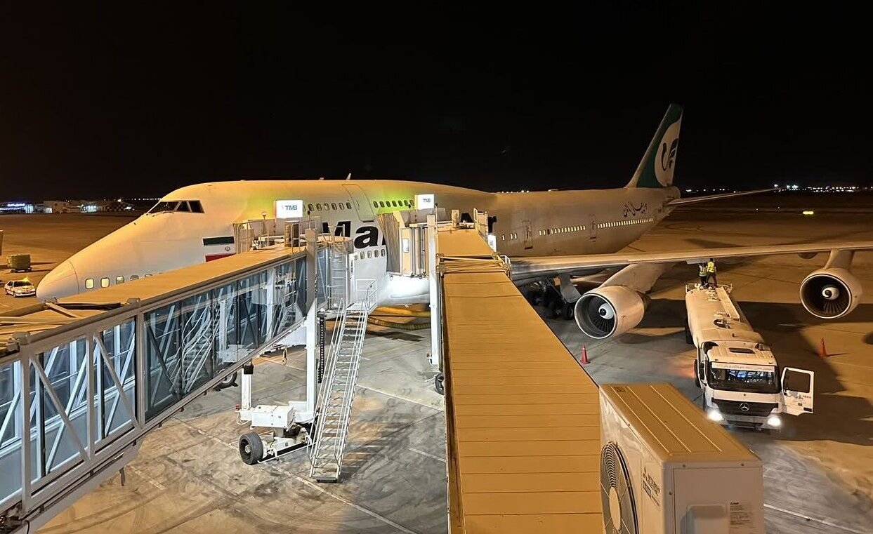 فرود هواپیمای پهن پیکر به صورت مارس