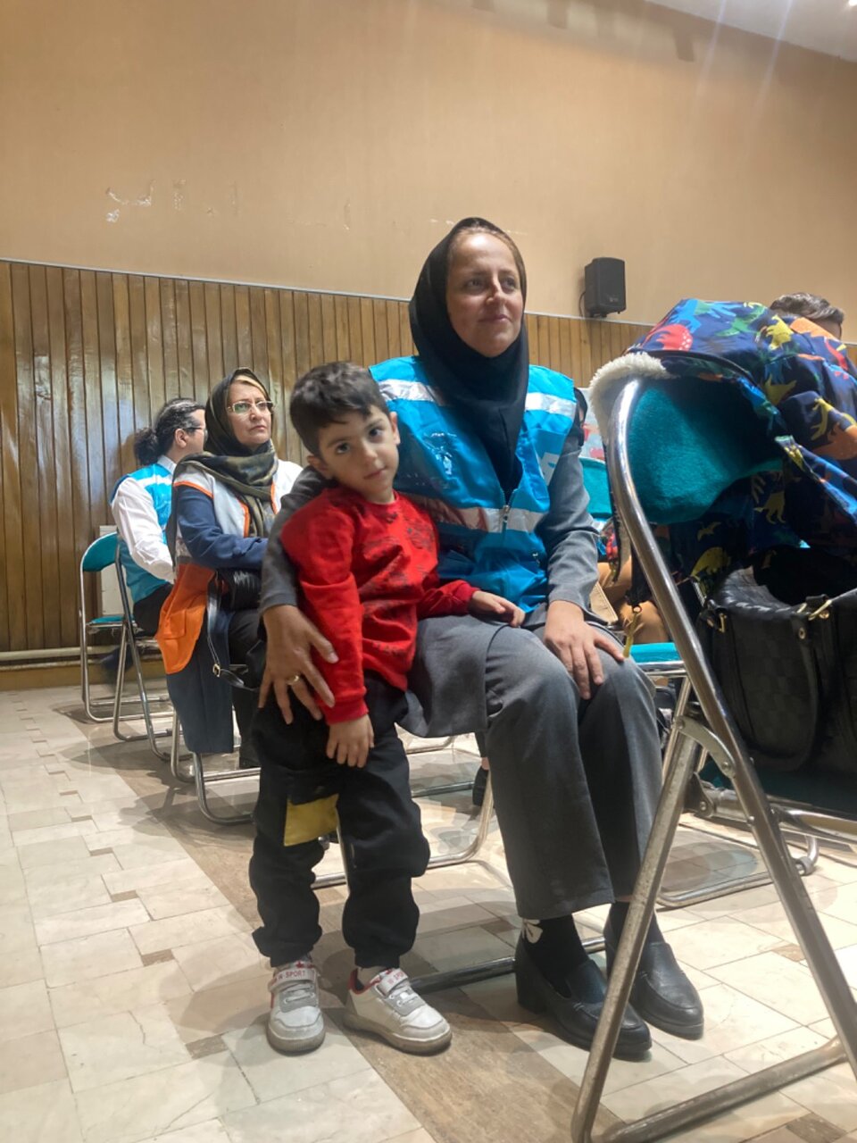 این زنان داوطلبانه مهربانی می کنند