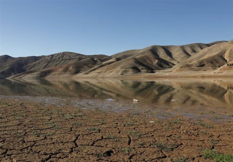 یک سد در مشهد خشک شد | تصاویری تکاندهنده از یک فاجعه محیط زیستی