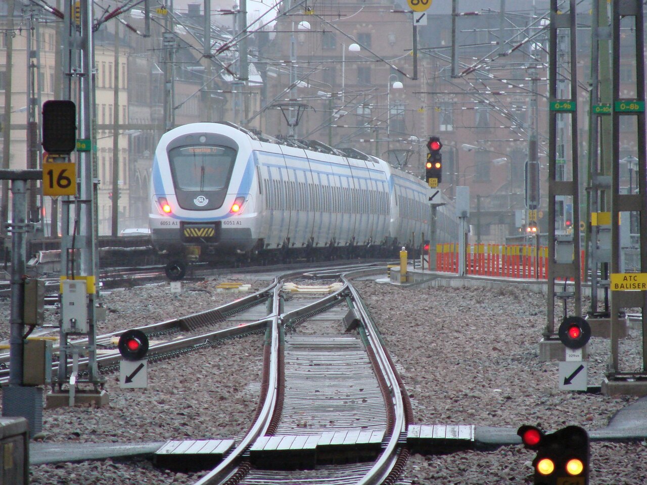 سوار بر قطار در حاشیه شهر | نگاهی به شبکه قطارهای حومهای در کشورهای توسعه یافته جهان
