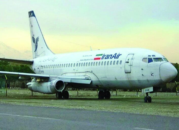 هوانوردی در کیلومتر۴ | ازتماشای هواپیمای شاه تا توپولوف های زمینگیر شده