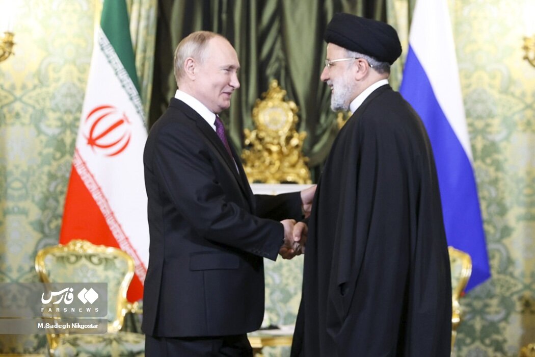 تصاویر؛ زبان بدن پوتین و رئیسی در دیدار دیروز | شباهت جالب ژست های ۲ رئیس جمهور