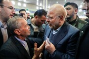 عکس | سلفی با رئیس مجلس در اسلامشهر