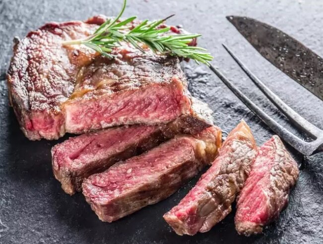 دشمنان زنده ماندنتان را بشناسید ؛ ۵ غذای مضر برای سلامت قلب | این توصیههای کارشناسان قلب را جدی بگیرید