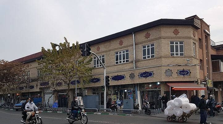 تلفن ابتدا به کدام محله رسید؟ | اینجا بالن هم هوا کردند