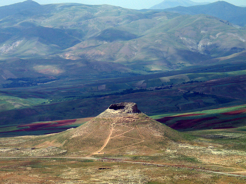 چند روایت معتبر از کوههای اساطیری کشور | از عبادتگاه کیخسرو تا کوه همیشه سوزان