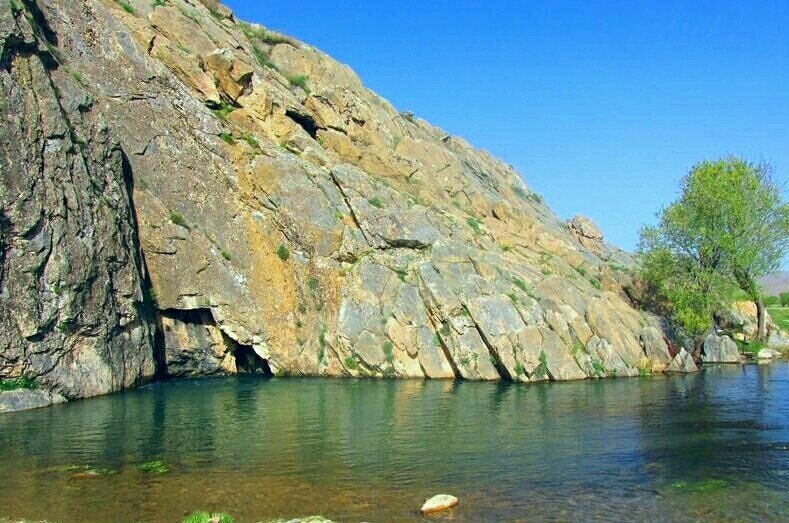 چند روایت معتبر از کوههای اساطیری کشور | از عبادتگاه کیخسرو تا کوه همیشه سوزان