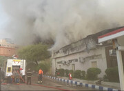 تصاویر وقوع آتش سوزی مهیب در انبار مجتمع مسکونی کیش ایر