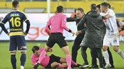 فوتبال ترکیه به خاطر زدن یک مشت تعطیل شد