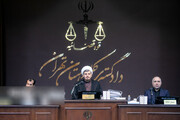 صندلی متهمان در اولین دادگاه رسیدگی به اتهامات گروهک تروریستی منافقین | عکس