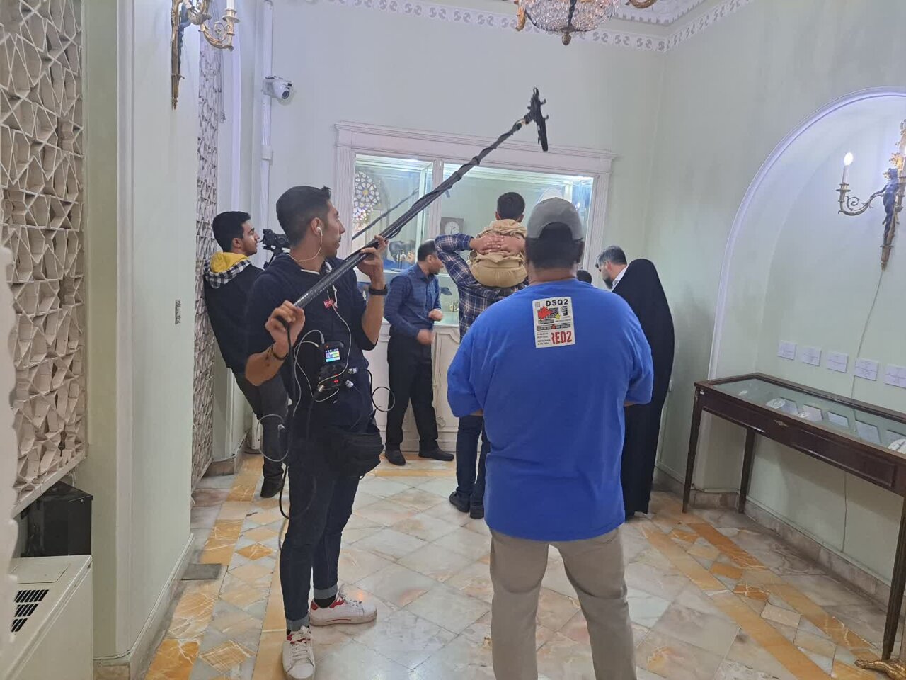 بازدید از اماکن فرهنگی و تفریحی تهران در مستند « پاشو بریم» | خانوادهای که به دیدار تهران میروند