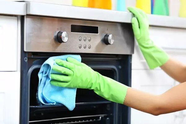 ۱۰ نکته مهم برای نظافت کامل و همیشگی آشپزخانه | چطور بهداشت عمومی را در خانه حفظ کنیم