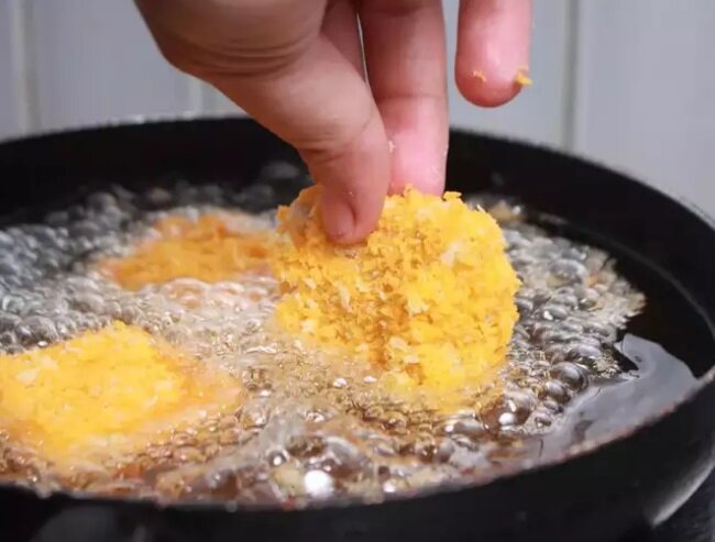 بعد از غذای چرب چه بخوریم ؟ | اثرات غذاهای چرب را با این خوراکیها از بین ببرید