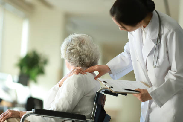 مراقب شانههای خسته باشید | انجام چه حرکاتی میتواند مانع از بروز دردهای شانه شود؟