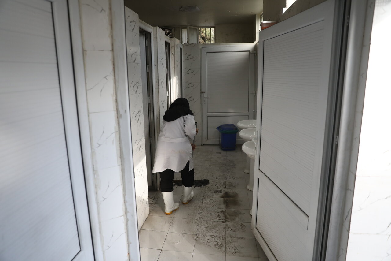 پاکیزهترین نان دنیا در دستان ننه مریم است