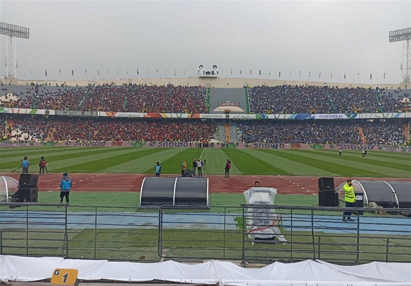 تیم فوتبال پرسپولیس، تیم فوتبال استقلال،