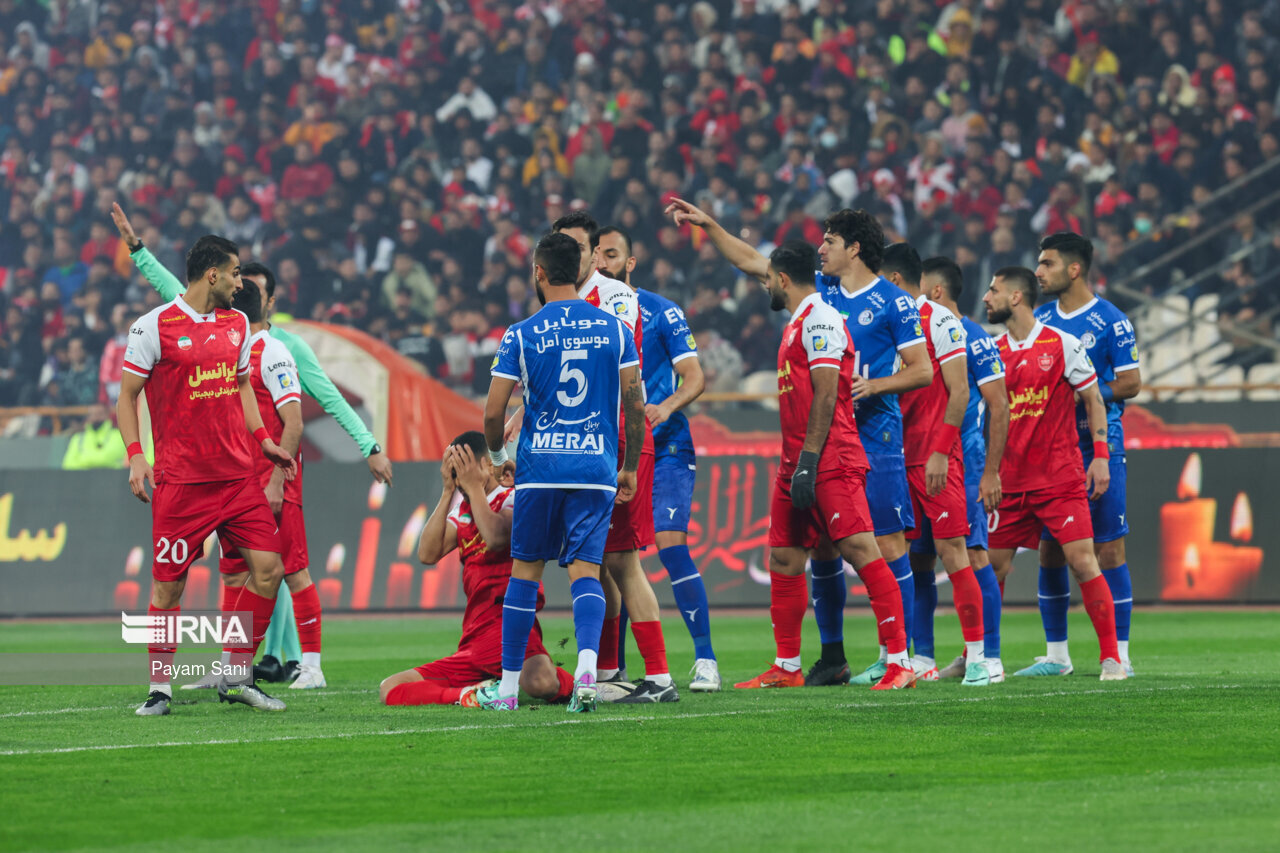 شائبه در قراردادهای استقلال و پرسپولیس + جزئیات دربی استقلال پرسپولیس