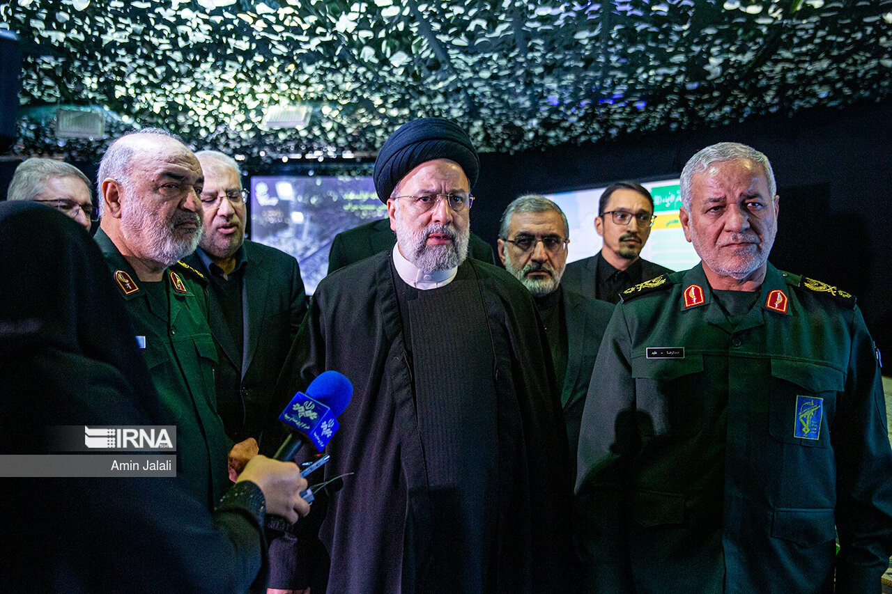 جزئبات و تصاویر بازدید رئیس جمهوری از قرارگاه خاتمالانبیا(ص)