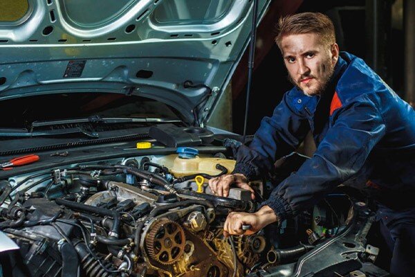 بررسی درآمد مکانیکی و بازارکار شغل مکانیکی در ایران