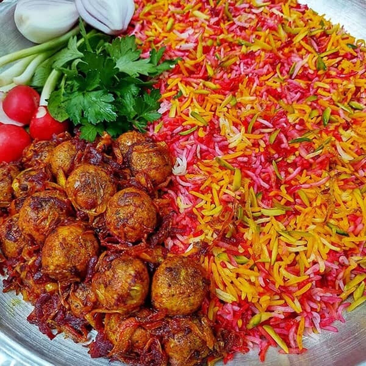 مهمانانتان را در شب یلدا با این غذا غافلگیر کنید
