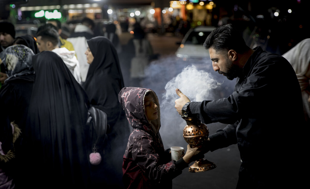 عطر چای روضه در تهران پراکنده شد | تصاویر