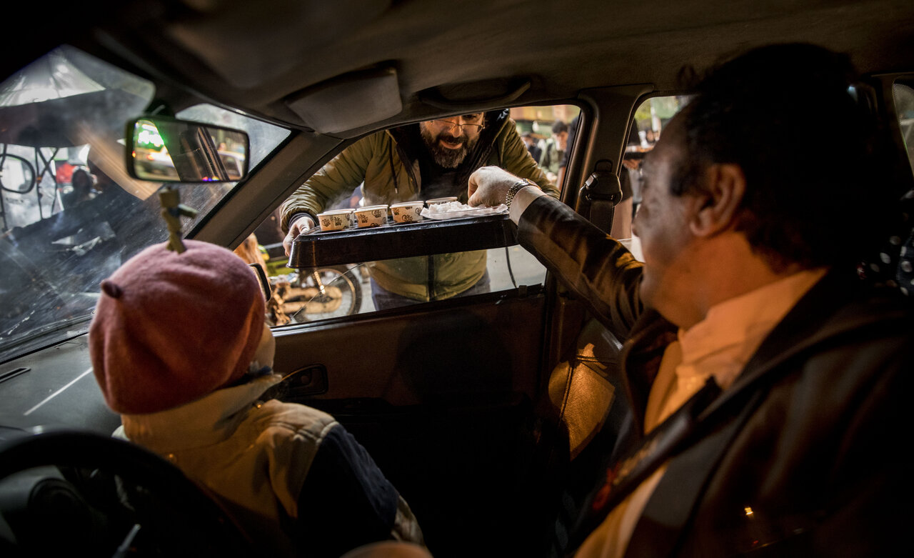 عطر چای روضه در تهران پراکنده شد | تصاویر