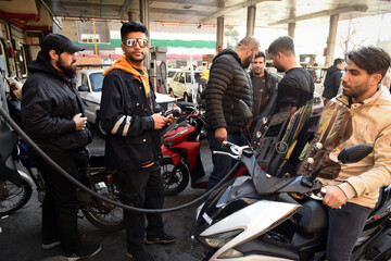 پاسخ به ابهامات بنزینی | بنزین ۵۰۰۰ تومانی هفته آینده می آید؟