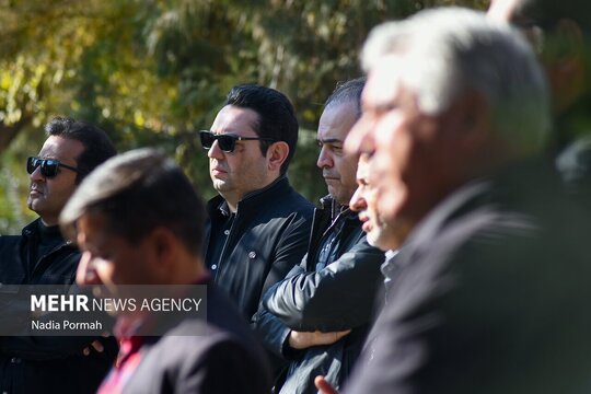 خاکسپاری مادر محمد حسین میثاقی