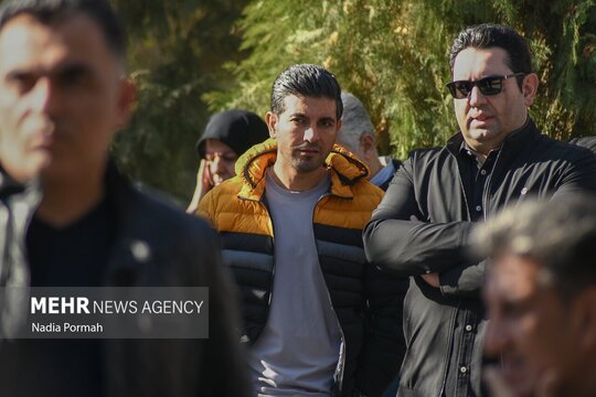خاکسپاری مادر محمد حسین میثاقی