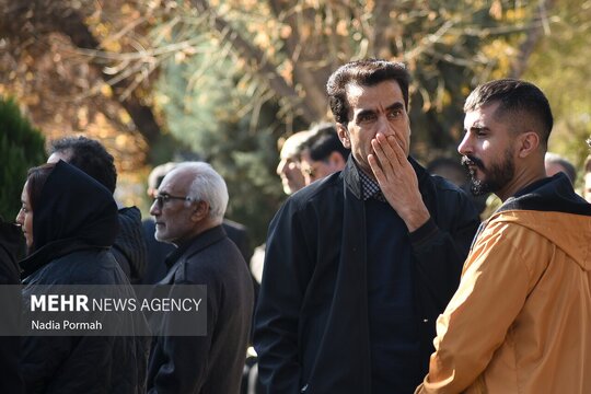 خاکسپاری مادر محمد حسین میثاقی