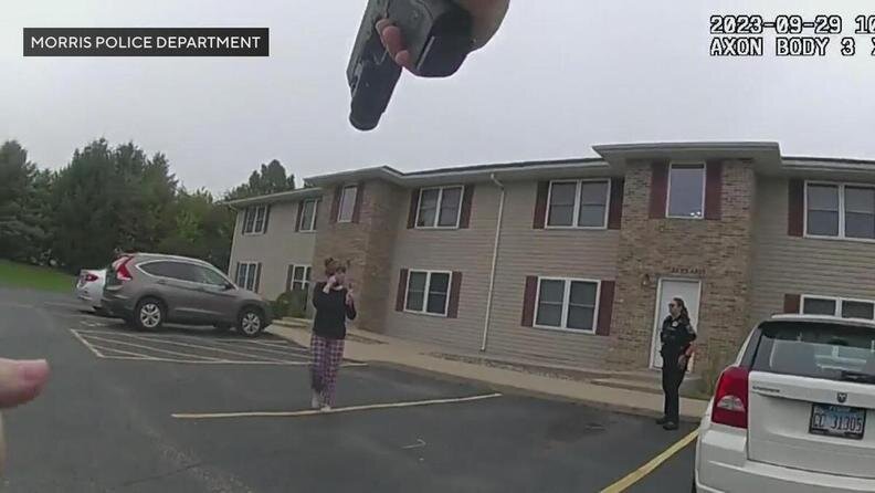 تیرباران زن بیمار توسط پلیس آمریکا