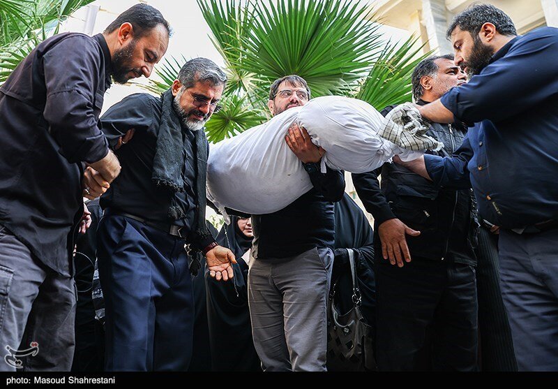 وزیر فرهنگ شهید گمنام را به خاک سپرد | تصاویر