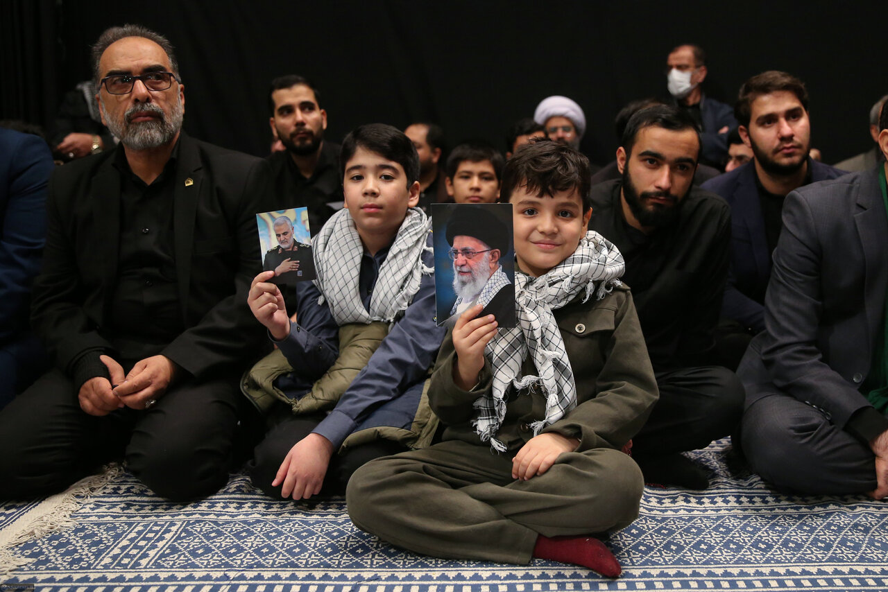 مهمانان خاص و ویژه رهبر انقلاب در حسینیه امام خمینی(ره) | تصاویر