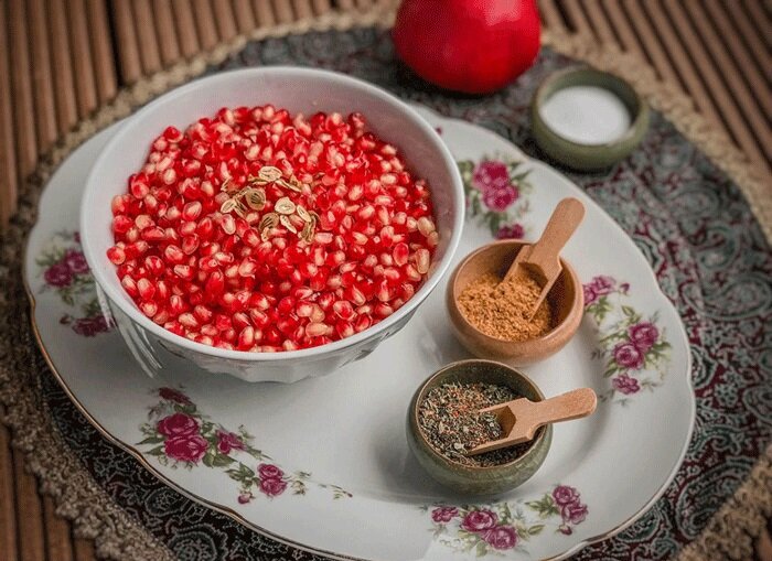 خواص شگفتانگیز انار برای سلامتی | با نماد شب یلدا بدنتان را پاکسازی کنید