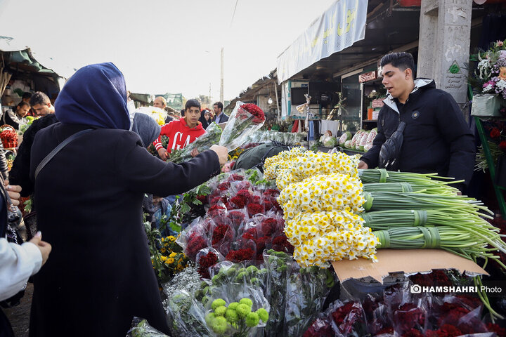 بازار گل محلاتی| مکانی خوش‌عطر و رنگین
