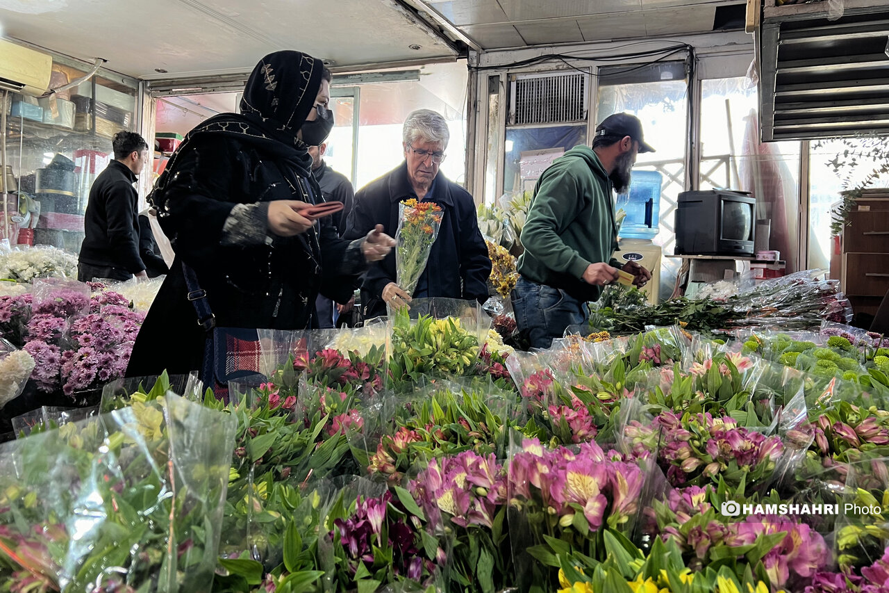 معرفی بازارهای گل معروف تهران ؛ از بازار گل خاوران تا بازار گل محلاتی + آدرس